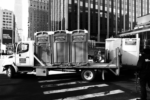 Best Portable toilet rental cost  in Millersburg, OR